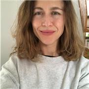 Professeure des écoles depuis 10 ans, je propose mon aide aux enfants pour du soutien scolaire ou adultes dans  leur cursus d’apprentissage du français .